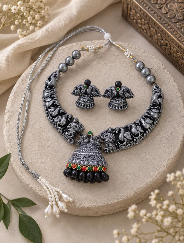 Black Rajhamsa Terracotta Jewellery Set