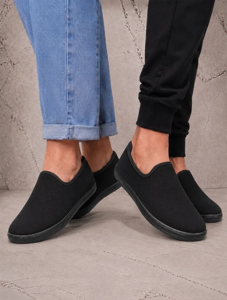 Black Unisex Knitted Eva Footwear — bulk from ₹1017