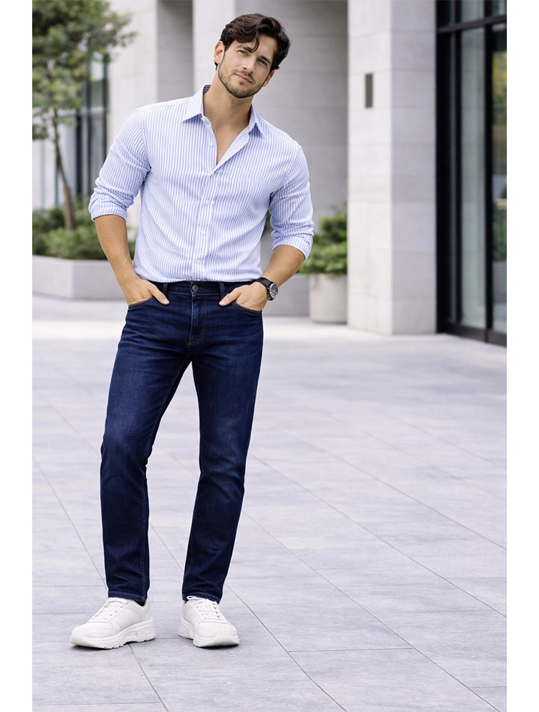 Midnight Indigo Men Classic Fit Denim Jeans  