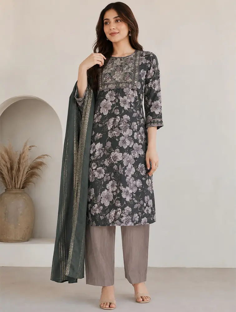 Olive Green Womens Floral Printed Rayon Fabric Kurtha Set With Dupatta 