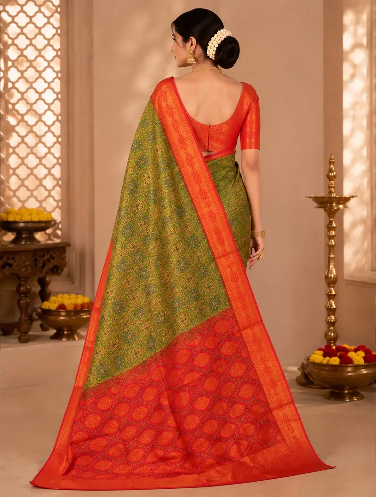 Olive Green Womens Textured Acrylic Dobby Saree