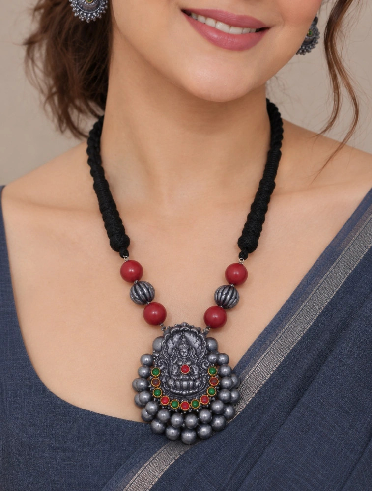 Red and Green Lakshmi Pendant Terracotta Jewellery Set