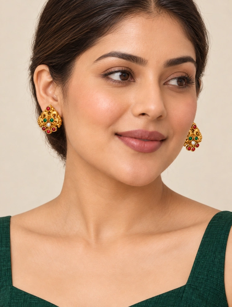 White Festive Royal Elegance Traditional Terracotta Jewellery Set