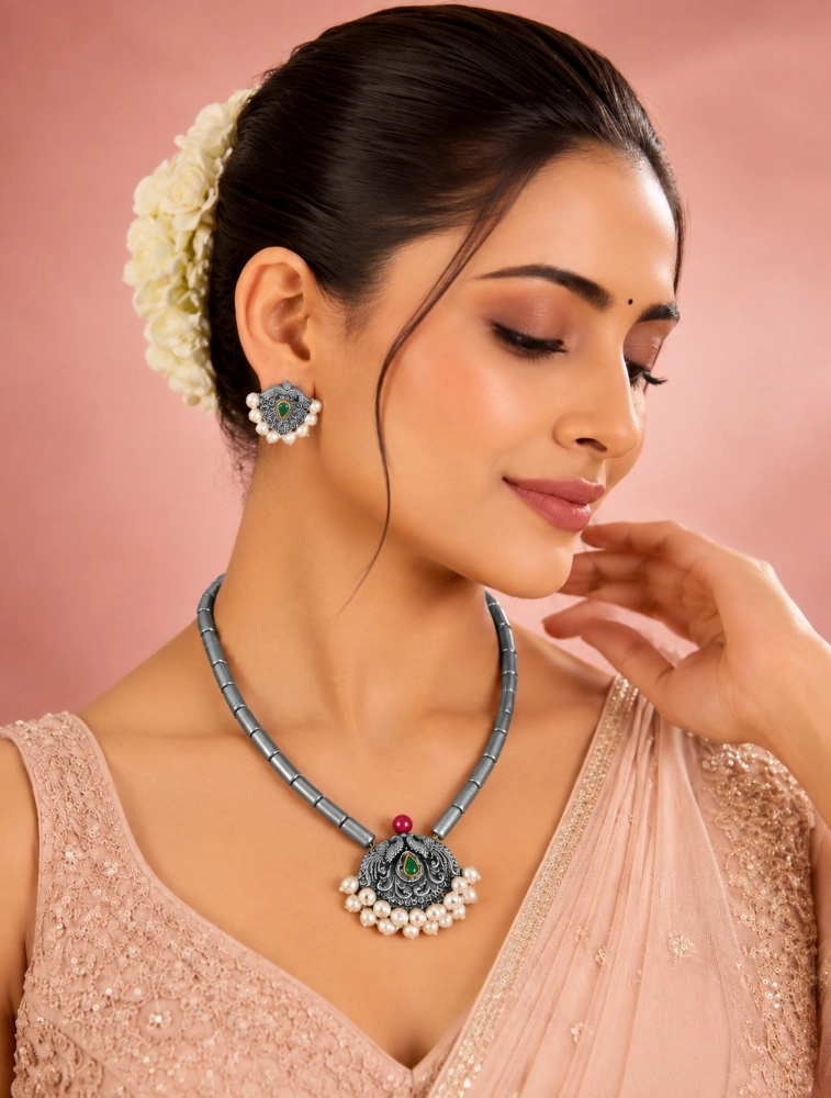 White Swarna Mrittika Terracotta Jewellery Set  