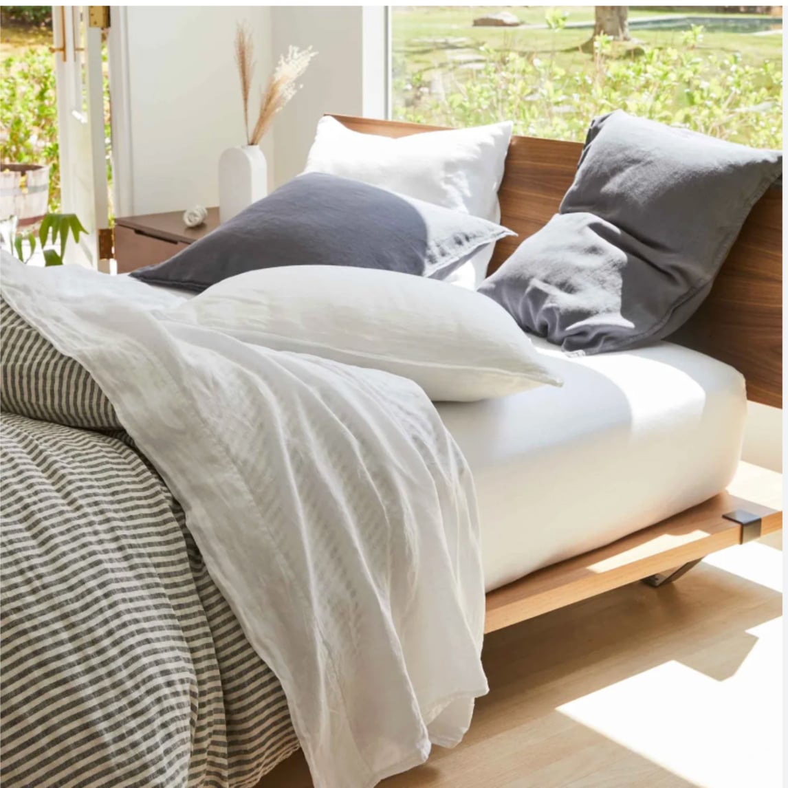 Bedding and Linen in bulk